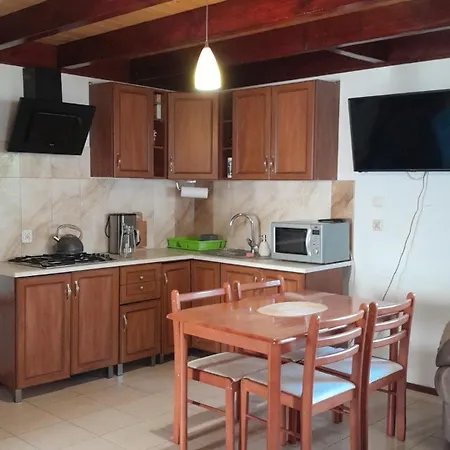 Bialy Caloroczny Otel Rydzewo (Gizycko)